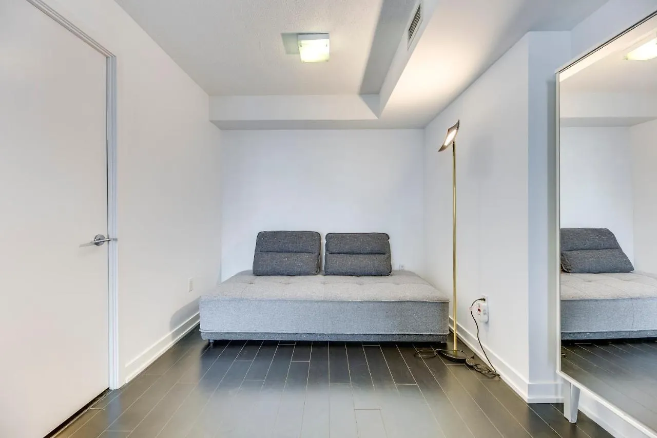 Atlas Suites Furnished Apartments- Iceboat Terrace Toronto 3*,