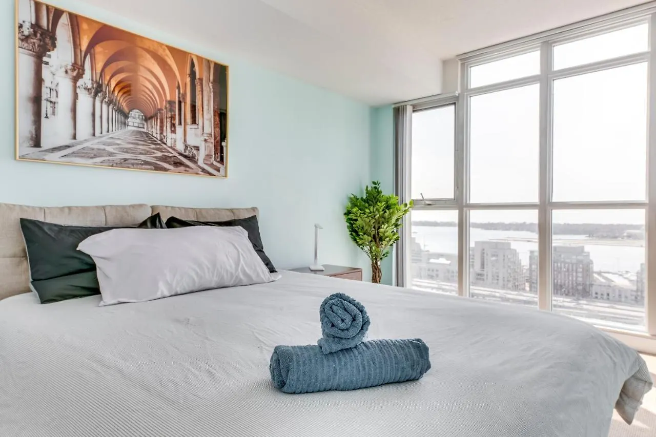 *** Inn Atlas Suites Furnished Apartments- Iceboat Terrace Toronto Canada