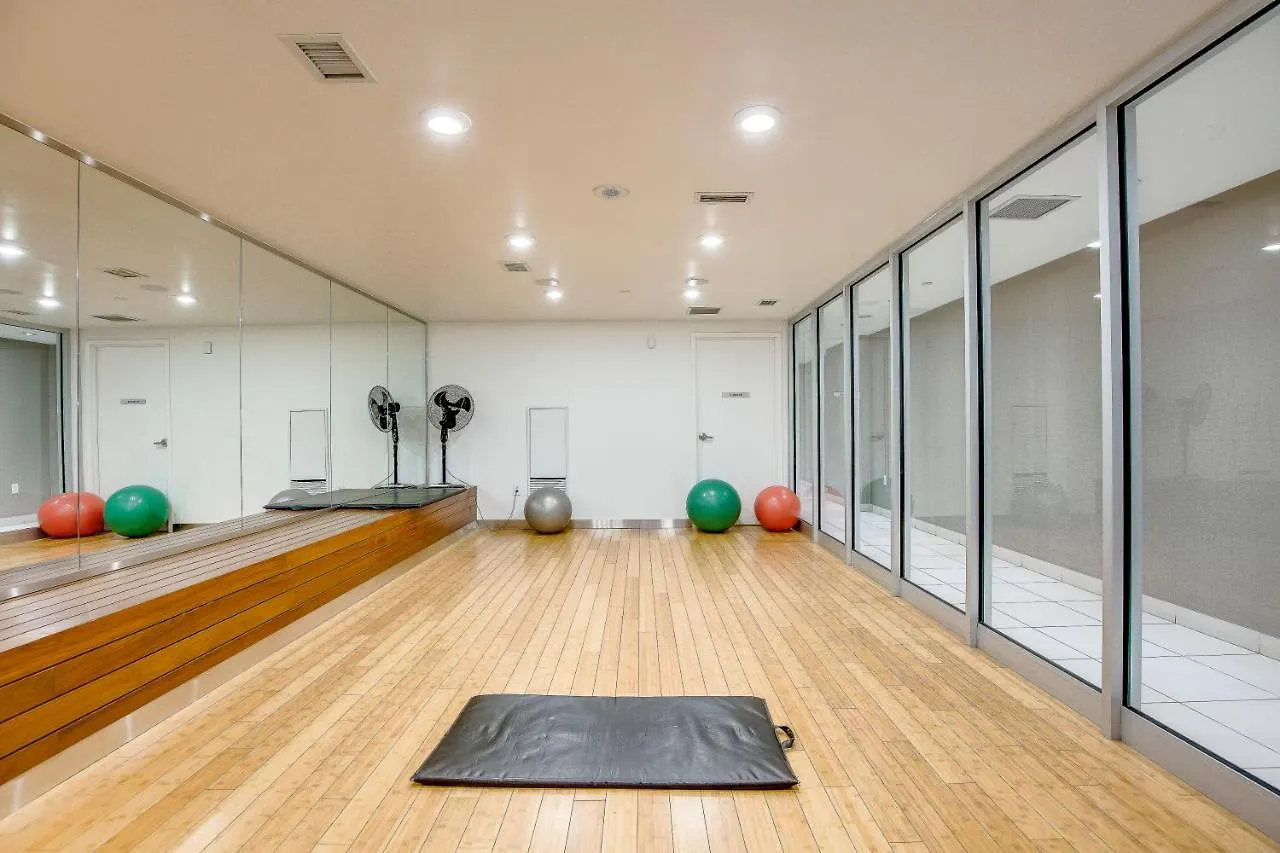 Atlas Suites Furnished Apartments- Iceboat Terrace Toronto Kanada